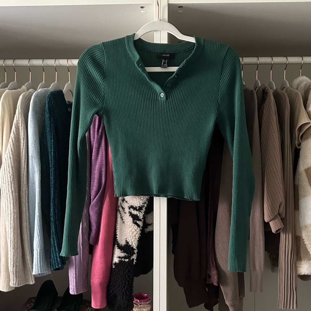 H&M Ribbed Long Sleeve Cropped Sweater Top Fitted